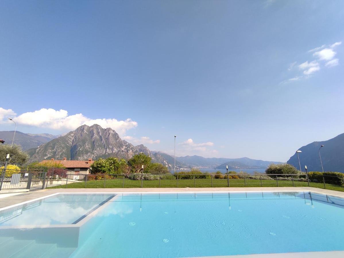 Iseolakerental - Costa Del Sole Riva di Solto Bagian luar foto