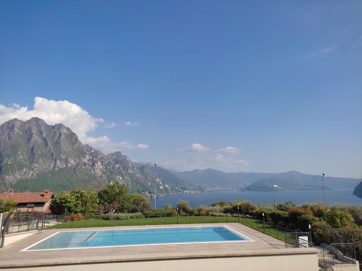 Iseolakerental - Costa Del Sole Riva di Solto Bagian luar foto